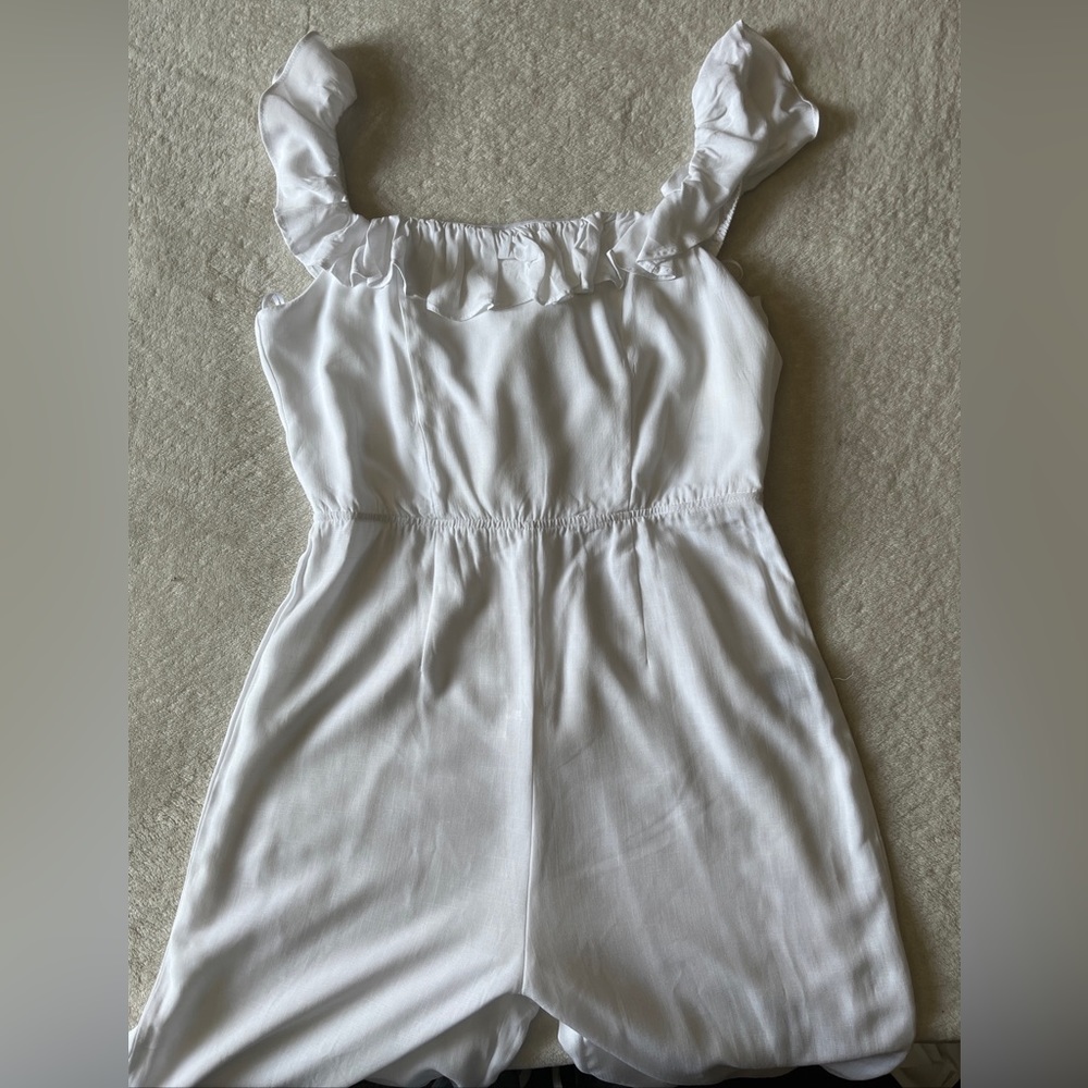 Francesca’s Collection Ruffled Wide Leg Jumpsuit Cover Up - Picture 4 of 6
